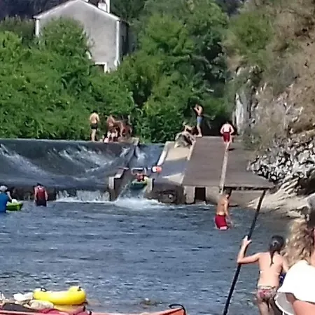 Hotel Restaurant Du Causse