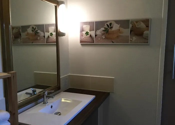 Hotel Restaurant Du Causse 2*