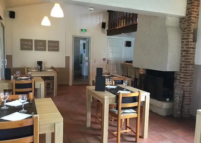 Restaurant Du Causse Hotel Saint-Cirq-Lapopie